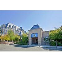 holiday inn hotel suites north vancouver