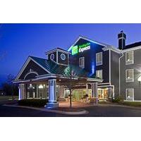 Holiday Inn Express Grand Rapids SW