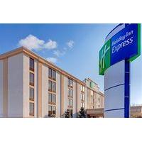 Holiday Inn Express Flint-Campus Area