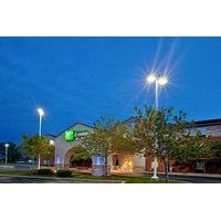 Holiday Inn Express Hotel & Suites Benton Harbor