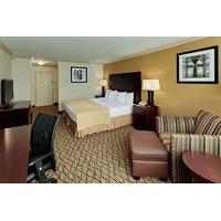 Holiday Inn GW Bridge-Fort Lee N...