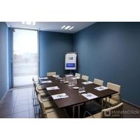 HOLIDAY INN EXPRESS VITORIA