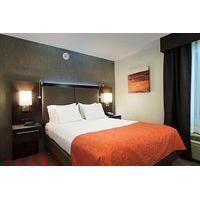 Holiday Inn Express Hotel and Suites Cambridge