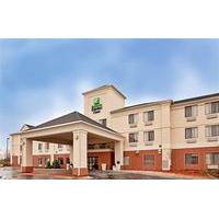 Holiday Inn Express Kansas City-...
