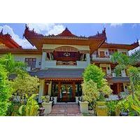 Hotel by the Red Canal