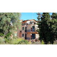 Hotel Lora