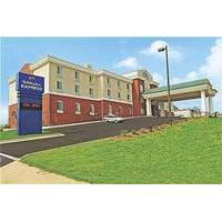 Holiday Inn Express Hotel & Suites Commerce -Tanger Outlets