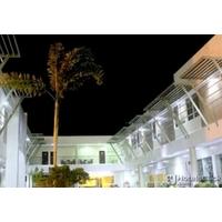HOLIDAY SUITES HOTEL RESO