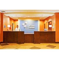 Holiday Inn Express & Suites Gle...