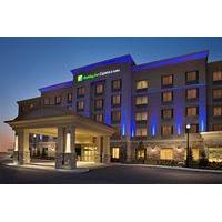 Holiday Inn Express Suites Vaugh...