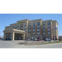 holiday inn express suites north bay