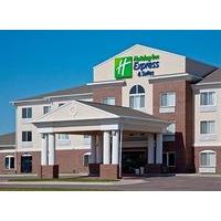 holiday inn express hotel suites le mars
