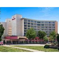 Howard Johnson Plaza Kansas City Hotel and Conference Center