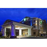 Holiday Inn Express & Suites Milford