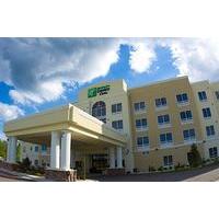 Holiday Inn Express Havelock NW-...