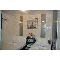 Hotel Skylark