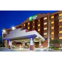 Holiday Inn Express & Suites Minneapolis Airport-Mall Area