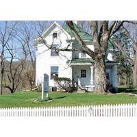 Hostelling International Lucas Malabar Farm