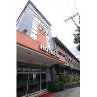 Hotel 878 Libis