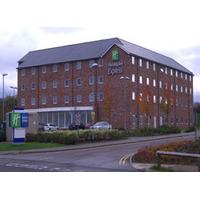 Holiday Inn Express Nuneaton