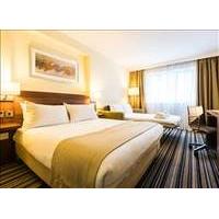 Holiday Inn Chester - South 2 Night Offer & Chester Zoo