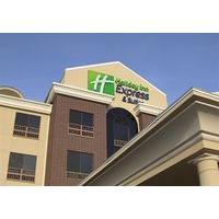 holiday inn express suites youngstown w i 80 niles area