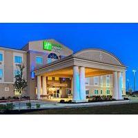 Holiday Inn Express & Suites Cotulla