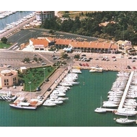 Hotel du Port