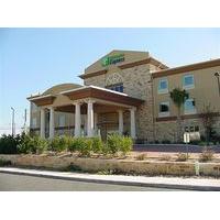 Holiday Inn Express & Suites Fredericksburg