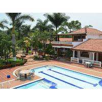 Hotel y Centro Vacacional Sunris...