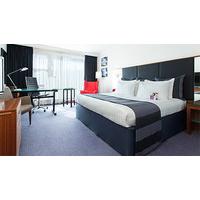 hotel escape with dinner for two at the crowne plaza hotel marlow buck ...