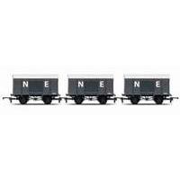 Hornby R6831 Railroad Triple Pack Box Vans