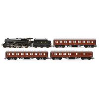 Hornby R3299 Going Home\' 70th Anniversary of the end of WWII Pack