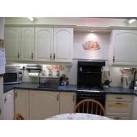 House suitable 4 share in Swansea location