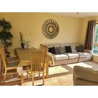 Homely 2bed flat 5mins from Stratford Westfield, 2Mins From Plaistow Station
