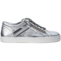 Hogan Sneaker R141 in silver laminated leather women\'s Shoes (Trainers) in Silver