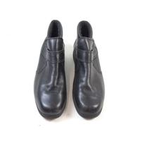 Hobos - Size 7 - Black - Leather Ankle Boots