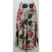 Hobbs Size: 10 Beige Mix Patterned Skirt