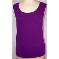 Hobbs size medium purple vest top