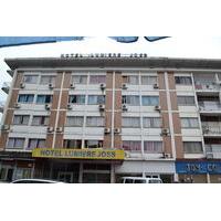 H&Atilde;&acute;tel Lumi&Atilde;&uml;re Joss