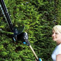 HT05-Plus Ultra-Lightweight Cordless Extendable Hedge Trimmer