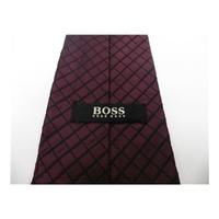 hugo boss silk tie in burgandy