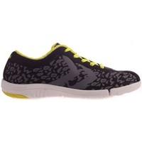 Hummel Daystar women\'s Shoes (Trainers) in yellow