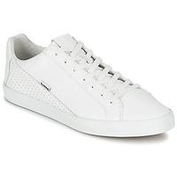 Hummel CROSS COURT LEATER women\'s Shoes (Trainers) in white