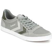 Hummel TEN STAR DUO CANVAS LOW women\'s Shoes (Trainers) in grey