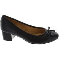 Hush puppies Nikita women\'s Court Shoes in black