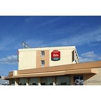 IBIS TARBES