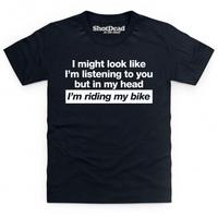 I\'m Listening To You Kid\'s T Shirt
