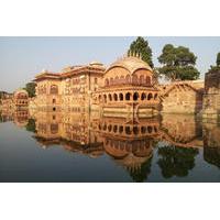 Independent 6-Day Tour of Delhi, Deeg Agra and Jaipur from Delhi in Private Car