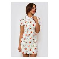 In A Daisy Floral Shift Dress